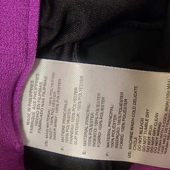 3/15❤️Adidas Climate Lined shorts. XS - Picture 9 of 10